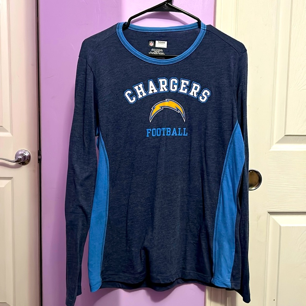 NFL Team Apparel Women’s Chargers long sleeve